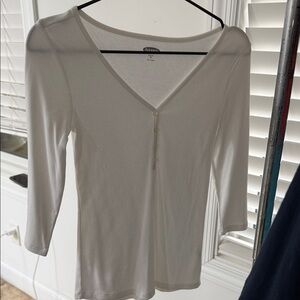 Old Navy Cream Long Sleeve V-Neck Top